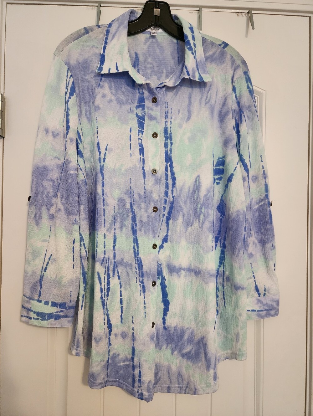 Stem & Vine Lightweight Tie-Dye Women's Button-Up Shirt Blue Cream 1X 60s 70s